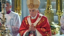 Papa: Na djelu je kršćanofobija
