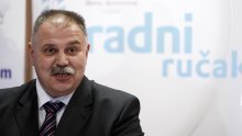 Opći štrajk zbog Šukerovog uvođenja reda?