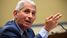 Fauci zabrinut zbog planova Rusije o skorom masovnom cijepljenju