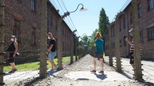 U Auschwitzu održana komemoracija za ubijene Rome i Sinte