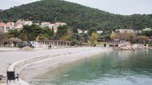 More na dubrovačkim plažama Uvala Sumratin i Hotel Vis 2 više nije onečišćeno