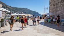 Booking.com zatvara ured u Splitu