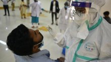 Od zaraze koronavirusom umrlo najmanje 7000 zdravstvenih radnika; najviše u Meksiku