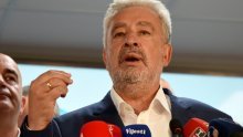 Kriza vlasti u Crnoj Gori: Mandatar Krivokapić dojučerašnjim partnerima rekao da ih ne želi u vladi, oni mu poručili da vrati mandat