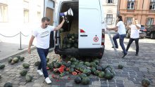 Sinčićeve lubenice ukazale na ozbiljne sigurnosne rupe: Hoće li se na Markov trg postaviti rampe?