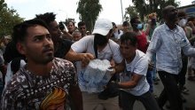 Pet migranata uhićeno zbog paljenja kampa Moria na Lezbosu