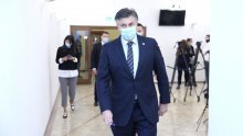 [FOTO/VIDEO] Plenković o odlasku ministara u famozni Klub: 'Što mislite, da sam oduševljen?'