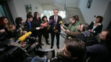 Družić se ispričao Milanoviću, novinarima zabranio pitanja
