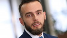 Aladrović: Niži PDV nije u planu za 2021., a mjere za pomoć gospodarstvu mogu se produljiti