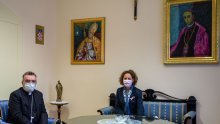 Kardinal Bozanić i ministrica Obuljen Koržinek razgovarali o obnovi katedrale