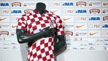 Na današnji dan prije 30 godina rođen je poznati kockasti dres; 'Vatreni' su po prvi puta istrčali na teren i pobijedili reprezentaciju SAD-a