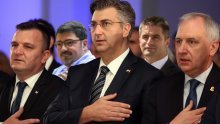 Turbulentno u splitskom HDZ-u: Škorićev klan protiv Sanaderova, isplivao i treći kandidat za šefa gradskog ogranka