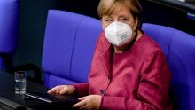 Merkel o dramatičnoj situaciji: Bilo bi prekasno kada bismo čekali da se napune odjeli intenzivne njege