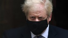 Boris Johnson bi se mogao cijepiti pred kamerama