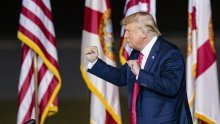 Još se zbrajaju glasovi u Americi: Trump osvojio Aljasku nakon poraza od Bidena