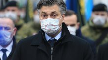 [FOTO/VIDEO] Plenković: Nakon popisa stanovništva vidjet ćemo što će biti s povratkom ćirilice u Vukovar