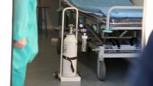 Kritično u Varaždinu: Pacijenti se sele na nove respiratore, otvoreno još jedno krilo za intenzivnu njegu
