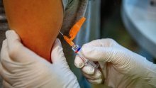Bogate zemlje gomilaju cjepivo, za siromašne možda ne ostane