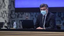 Plenković: Razmišljamo o uvođenju kazni za nepridržavanje mjera