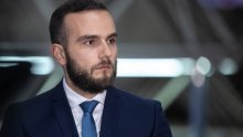 Potpore za plaće idu i nakon Nove godine, za sada smo uspjeli izbjeći crne scenarije, trgovačke centre ne treba dirati