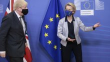 Turbulentnom razlazu Britanije i EU ne nazire se kraj; Johnson ne odustaje