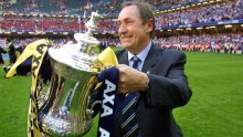 Preminuo Gerard Houllier, francuski nogometni trener koji je pisao trofejnu povijest Liverpoola