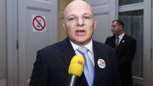 Drmić priznao kazneno djelo i ostao 'uvaženi zastupnik'
