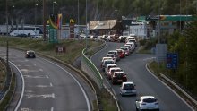 Predmet na autocesti kod odmorišta Vrata Jadrana, kolnici mokri i skliski