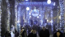 [VIDEO/FOTO] Prizori iz nekih boljih vremena: Zrinjevac kao u najboljim danima Adventa