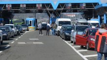 [VIDEO] Gužve na graničnim prijelazima: Za ulazak u Hrvatsku čeka se i do sat vremena