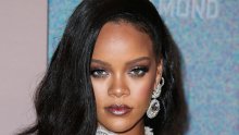 Rihanna najavila izdavanje kuharice i otkrila tajnu svoje skladne linije
