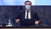 [VIDEO/FOTO] Plenković pobrojao potrese i prijavljene štete, pa najavio: Nemamo ništa protiv da se objavi tko je obnavljao kuće nakon rata