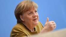 Merkel i Draghi najavili da će se cijepiti AstraZenecom