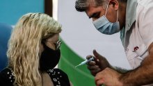 Rat za cjepivo: U Europi rastu frustracije zbog kašnjenja, a sve su glasnije optužbe da su doze namijenjene zemljama EU-a prodane drugima po višoj cijeni