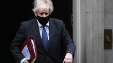 Britanski stručnjaci iznenađeni Johnsonovom izjavom o smrtonosnijem soju virusa