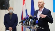 Petek: Gradonačelnik Bandić uoči izbora postaje 'Mile Obećanović'