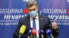 [FOTO] Plenković: Oporba nema ideje, kreacije niti sugestije. Cjepiva protiv korone ima za cijelu populaciju i još ekstra