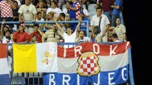 Zapadnohercegovačka županija prva u BiH vraća gledatelje na tribine, kreću i s prvim cijepljenjima u državi - kupili na svoju ruku ruski Sputnik V