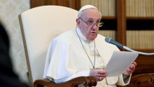 Papa Franjo prvi puta imenovao ženu za podtajnicu Biskupske sinode