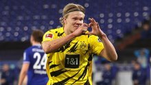 Lukavi trik menadžera najboljeg mladog nogometaša na svijetu koji uskoro ipak mijenja klub; nastala je pomutnja među velikanima, a zna se i koju plaću traži