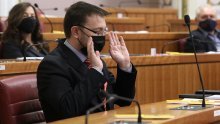 Bauk prozvao Jandrokovića: Povrijedio je poslovnik kad je predsjedniku vratio prijedlog kandidatkinje za Vrhovni sud