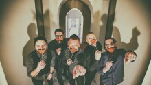 Vatra sprema novi album: Predstavljaju novi singl i video spot snimljen iz jednog kadra
