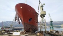[FOTO/VIDEO] U Splitu porinut brod vrijedan 50 milijuna eura, radnici se žale da su im stigle plaće za siječanj umanjene za 20 posto