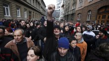 Dvjesto radnika napušta BiH i krenulo pješke u Hrvatsku