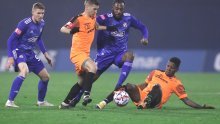 [VIDEO/FOTO] Uraganski Dinamo u gostima je razbio Varaždin i 'počastio' ga 'petardom'
