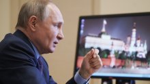 Putin potpisao zakon po kojemu može biti predsjednik do 2036., brišu mu se prethodni mandati