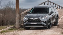 [FOTO/VIDEO] Ovo je Toyota Highlander Hybrid: Veliki i robusni SUV sa sedam sjedala prvi put dostupan u Hrvatskoj