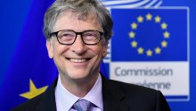 Bill Gates je apsolutno uvjeren: Pandemiju ćemo zaustaviti prije kraja 2022.