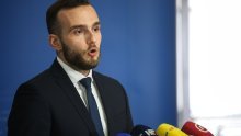 [VIDEO] Aladrović o novom incidentu: U Ivanić-Gradu nezadovoljnik htio napasti socijalne radnike, zaštitarka ga uspjela spriječiti