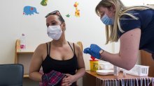 Analiza pokazuje: Čak 78 posto cijepljenih s nuspojavama su bile žene, a ovo čini razliku